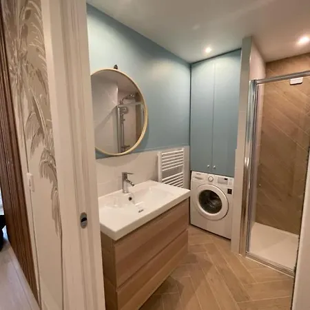 De Standing, Vue Sur Port De Plaisance * La Baule